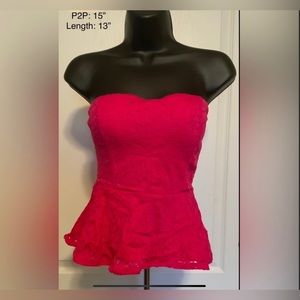 𝅺Ambience strapless top hot pink lace overlay with full lining underneath sz M